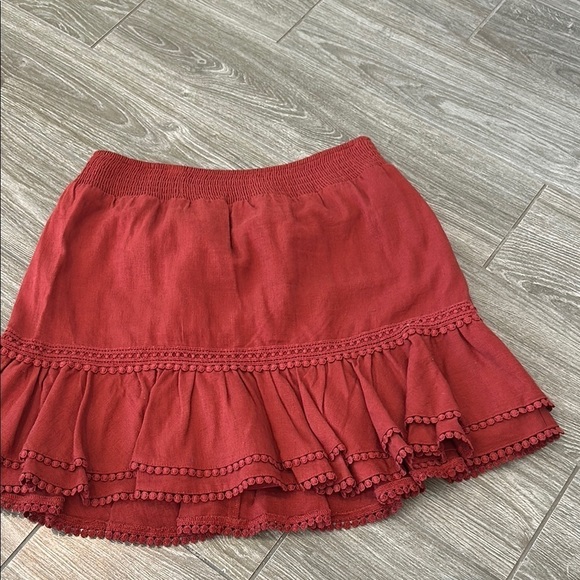 NWOT Express Red Mini Bubble Skirt w/ RuffleTiered Design for Casual Wear - Picture 1 of 5